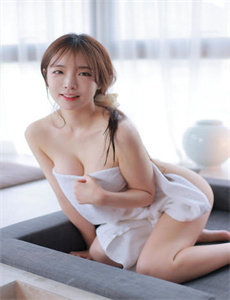 美女私房照-仙踪林19岁大陆RAPPER潮水老狼